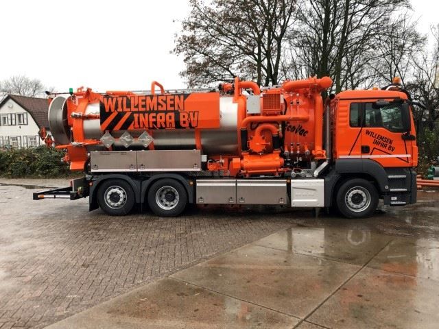 Orange KOKS EcoVac vacuum truck for Willemsen Infra bv